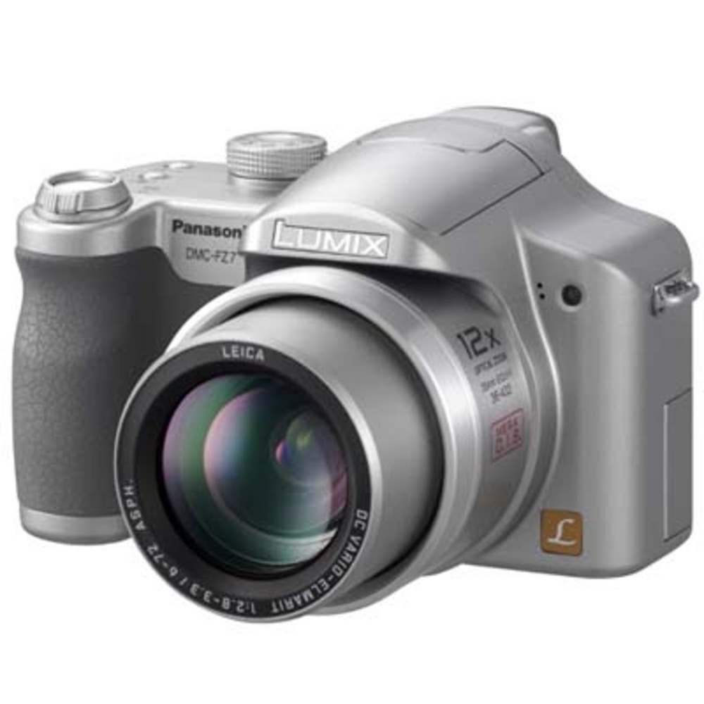 Panasonic - Lumix 6-Megapixel Digital Camera DMCFZ7S, Silver
