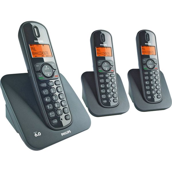 Philips DECT Cordless Phone - 3 Handsets