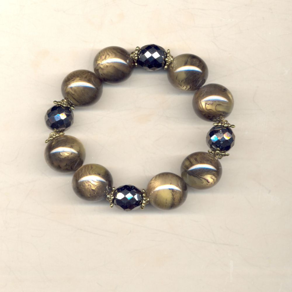 Studio By Dauplaise Mixed Metals Beaded String with Pearl Cluster Bracelet