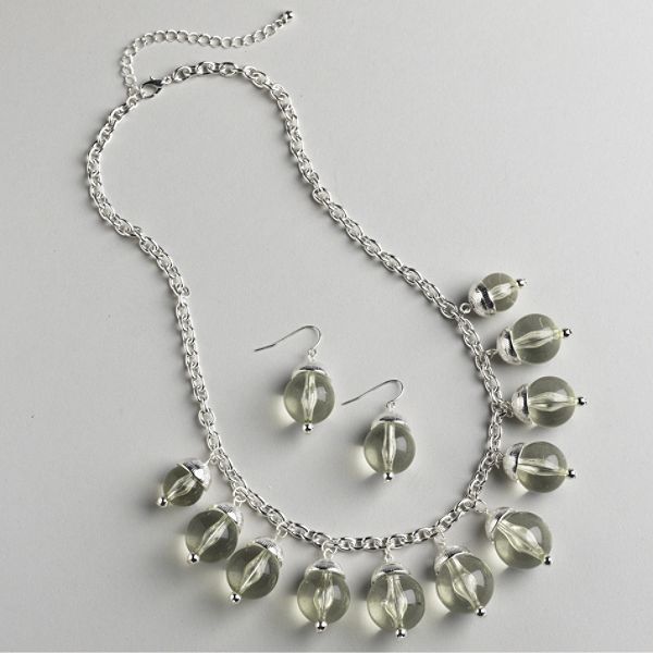 Great Price Multiples Green Chain Necklace with Large Bead Front