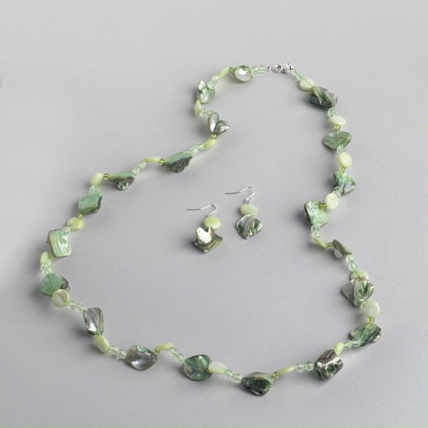 Great Price Multiples Mint Long Bead and Shell Necklace with Earrings