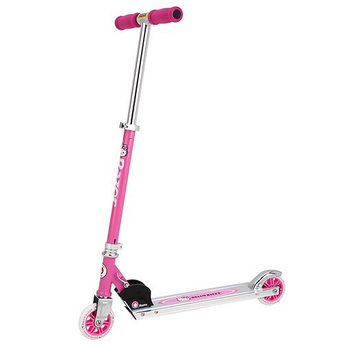 Hello Kitty A Scooter