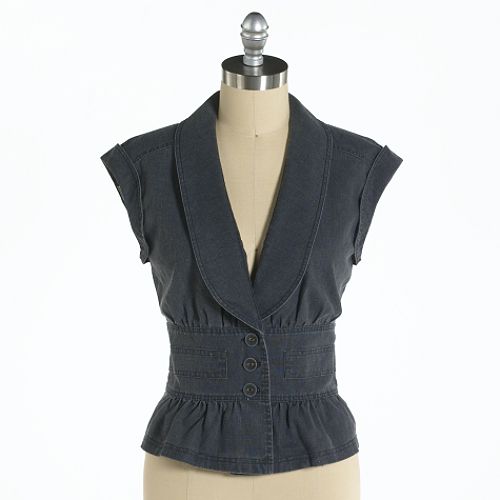 Shopping Dudes Hot Deal for: Apostrophe Sleeveless 3-Button Jacket