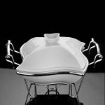Godinger 1 Quart Porcelain Baker with Wire Rack