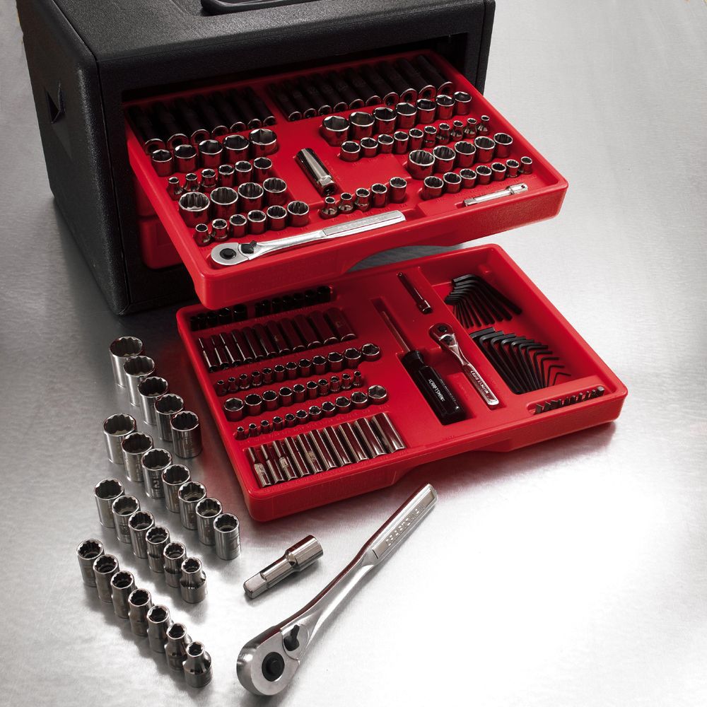 209 pc. Mechanics Tool Set with Easy-To-Read Sockets and 6 Ratcheting Wrenches