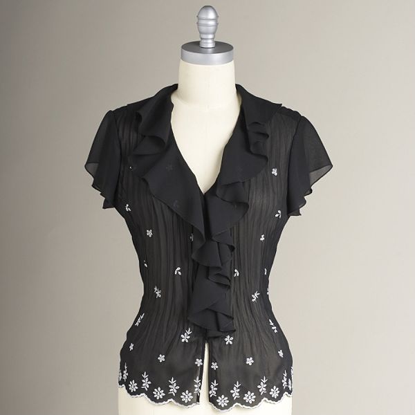 New York City Design Petite Cap Sleeve Contrast Embroidery Blouse