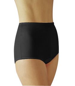 Vanity Fair Tailored Nylon Full Briefs