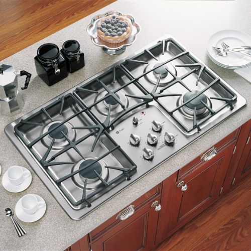 GE 36 in. Built-In Gas Cooktop - JGP975