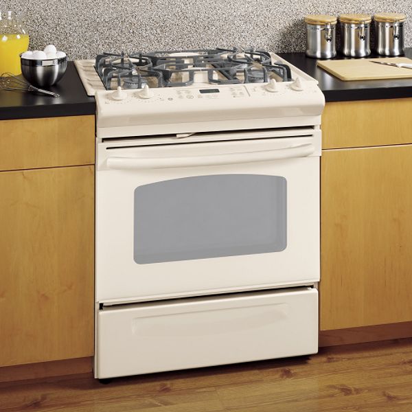 GE Bisque 30" Slide-In Gas Range JGSP28
