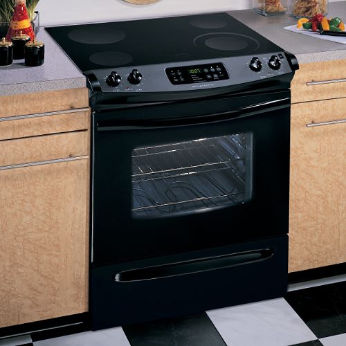 Frigidaire 30 in. Electric Self-Clean Slide-In Range w Smoothtop Radiant Cooktop - FES365E 
