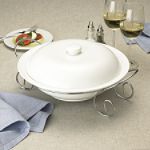 International Silver Modern Gourmet Covered Casserole with Rack