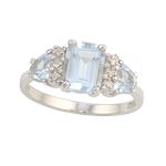 Aquamarine Ring with Diamond Accents