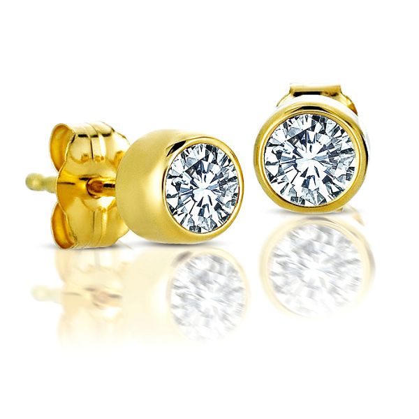 CLASSIC Round Diamond Stud Earrings In 10K Yellow Gold. I-J I2-I3