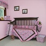 Trend Lab Baby Spirograph 4pc Crib Set by Trend Lab