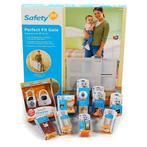 Click here to buy Safety 1st Safety Gift Set.
