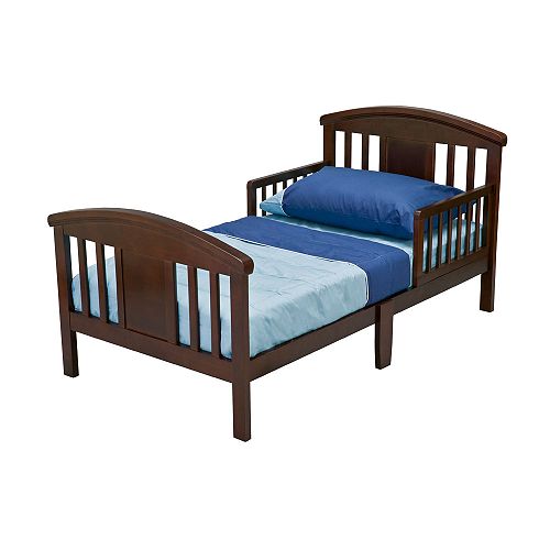 Delta Childrens Liberty Toddler Bed in Cherry