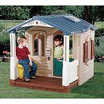 Step 2 Naturally Playful Front Porch Playhouse