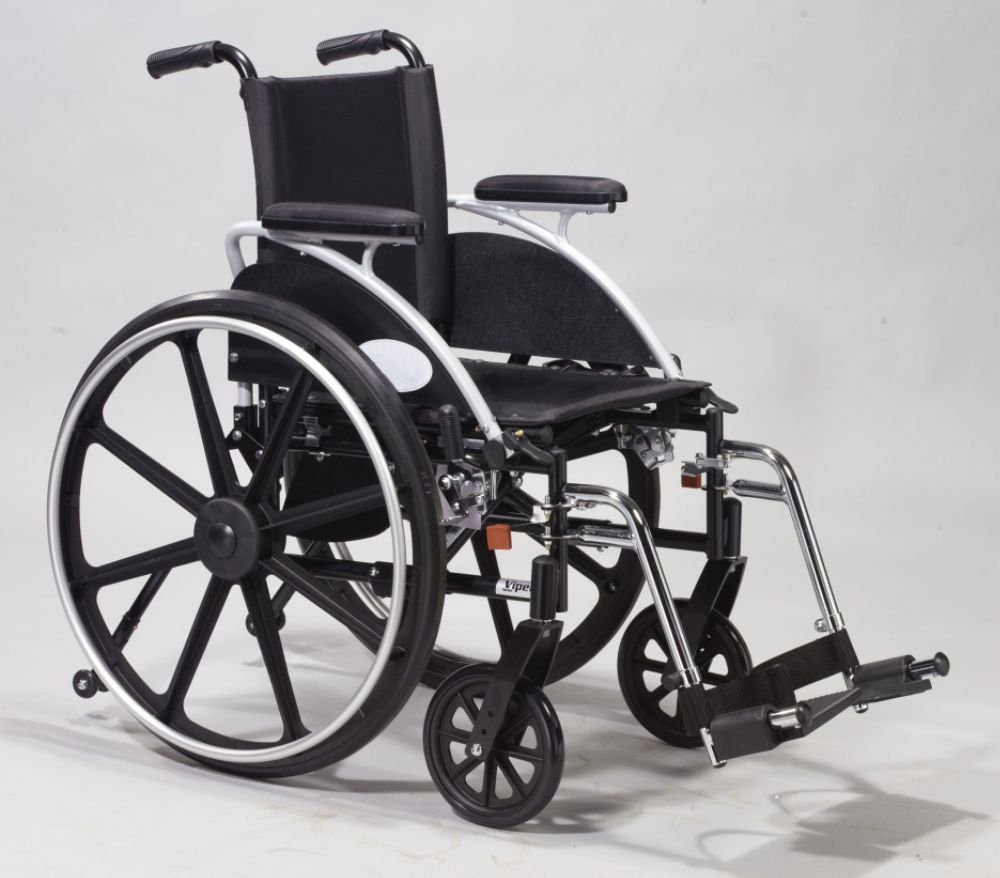 Lightweight Wheelchair 18"W X 16"D