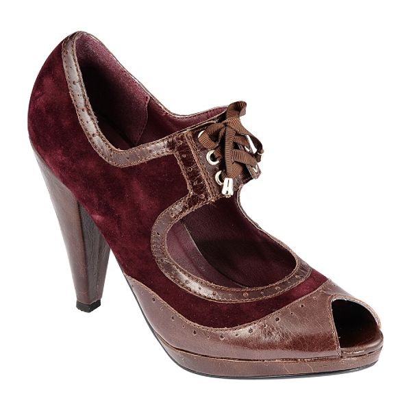 Restricted Footwear Wall Street Plum