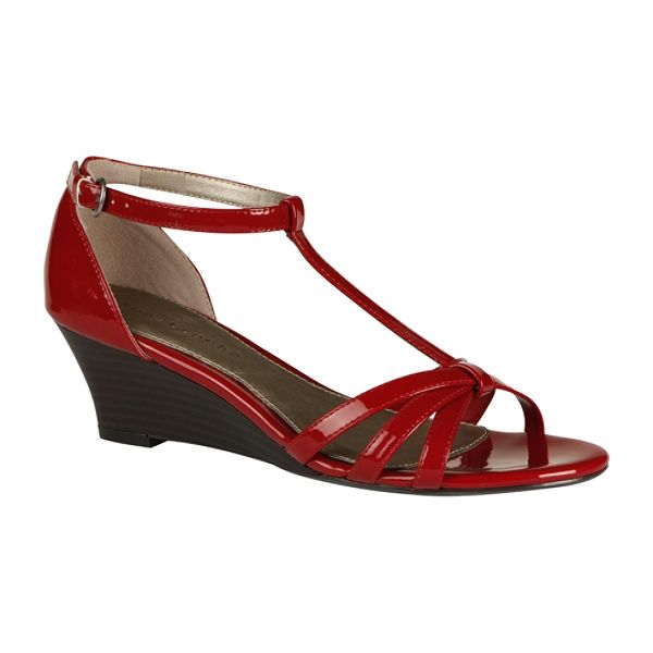 Apostrophe Women's Myrna - Red Patent