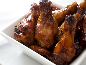 Chicken Wings with Honey Barbecue Sauce